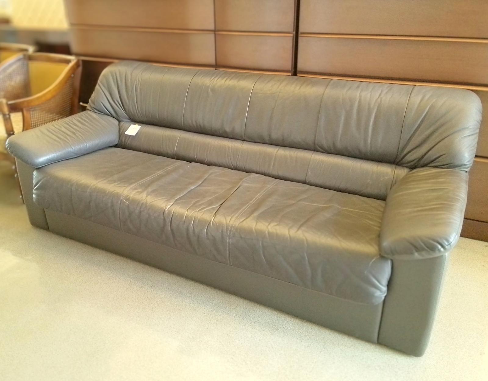 本革3人掛けソファー