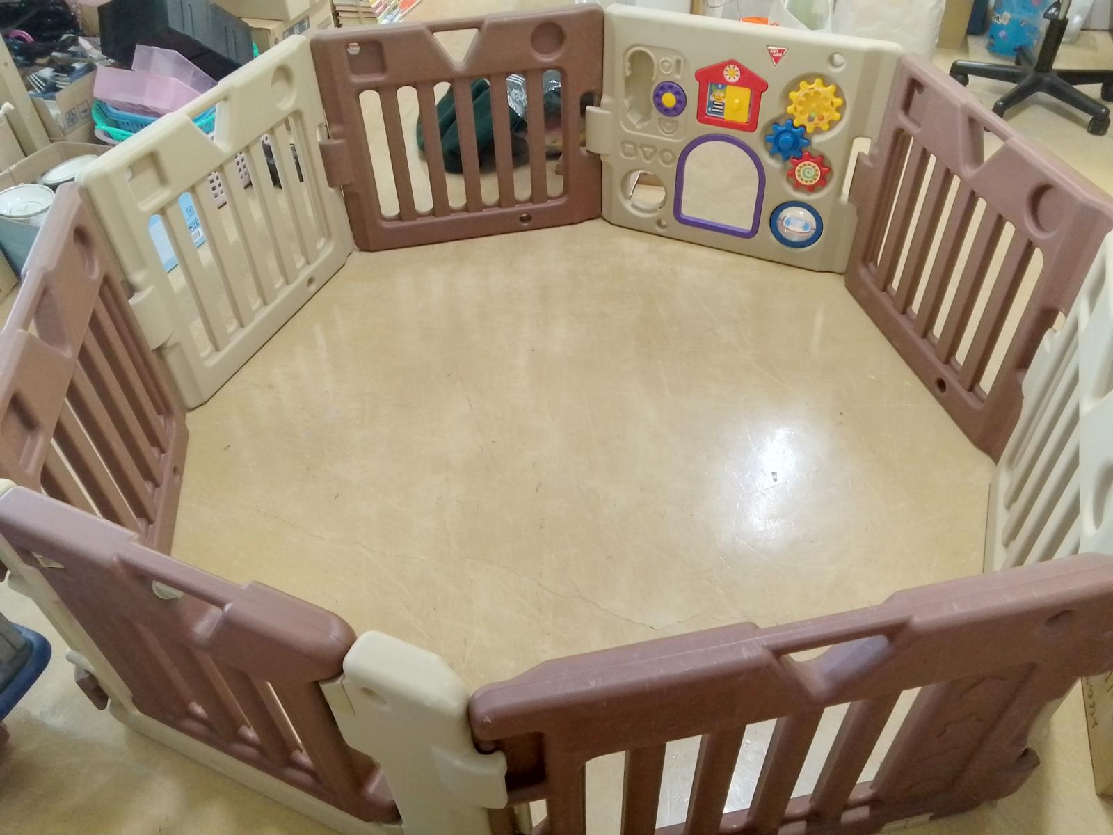 ベビーサークル