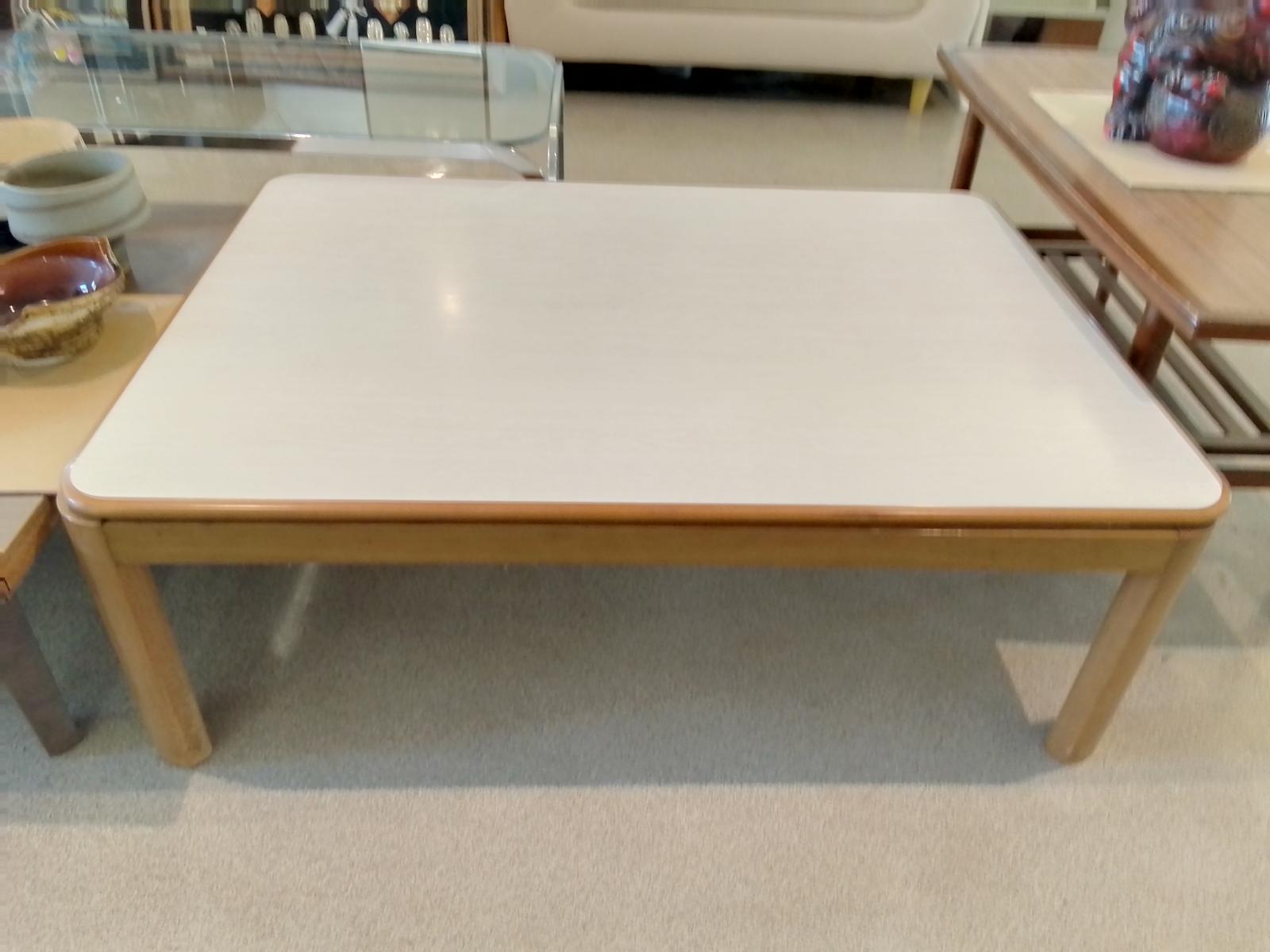 こたつテーブル