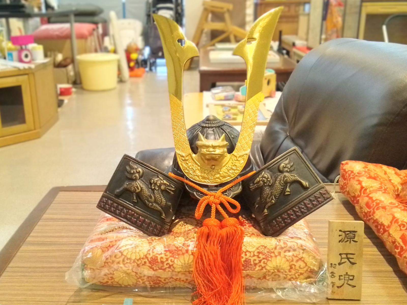 兜飾り（箱あり）