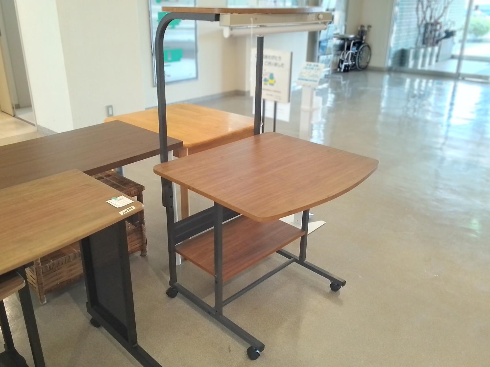 パソコンデスク