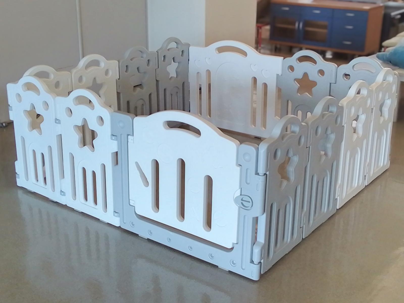 ベビーサークル